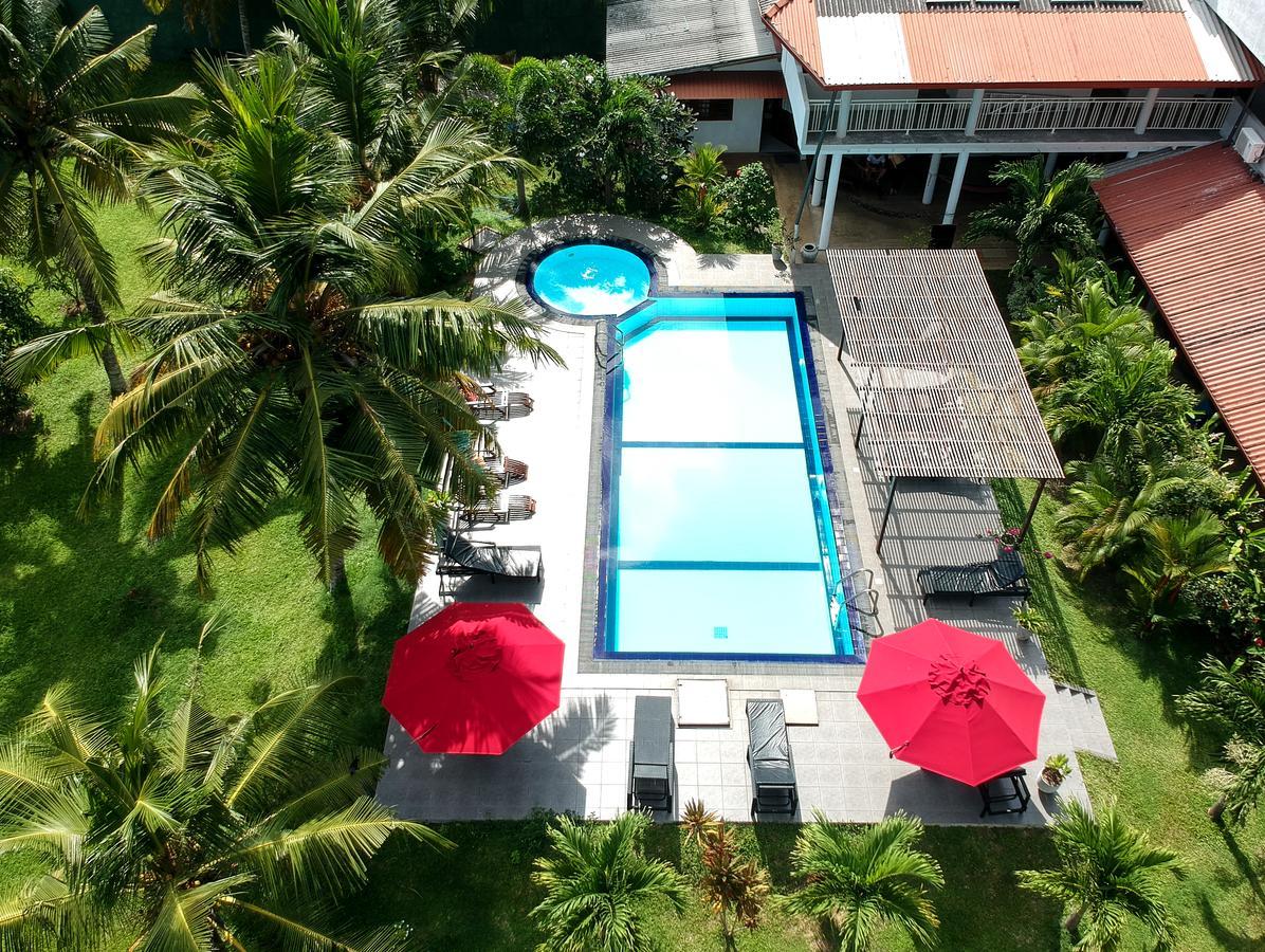 Weligama Ocean Breeze Hotel ภายนอก รูปภาพ